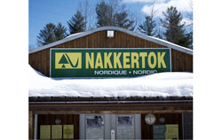 Une fillette de quatre ans a perdu la vie à la suite d’un accident survenu sur un sentier de ski de fond au parc Nakkertok, à Val-des-Monts. Crédit photo : Page Facebook – Centre nordique Nakkertok